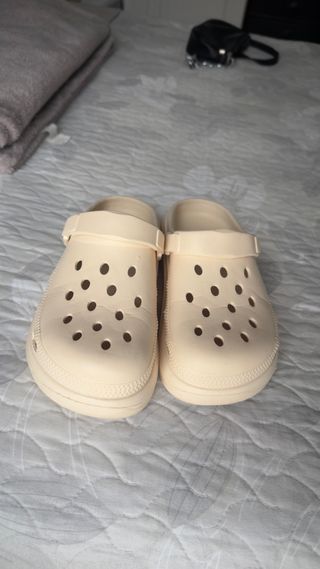 Chanclas beige talla 40-41