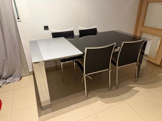 Mesa Comedor Cristal Negro y Metal