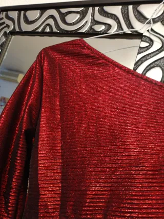 Vestido fiesta rojo brillante