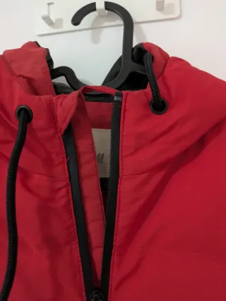 Chaqueta acolchada H&M roja