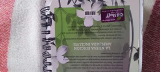 Essential Emotions Book 8th Edition Spanish