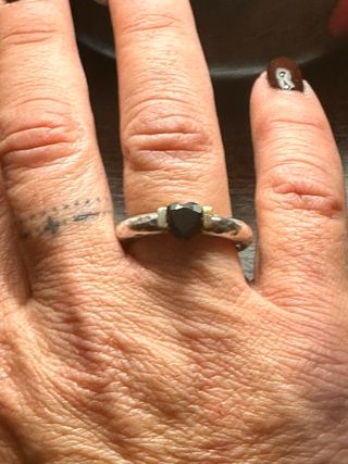 Anillo Jud Joies Corazón Negro Plata