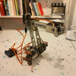 Brazo Robot Arduino 6 Ejes