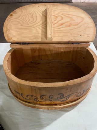 Scatola portaoggetti in legno dipinta a mano