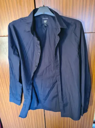 Camisa H&M Negra Slim Fit Talla M