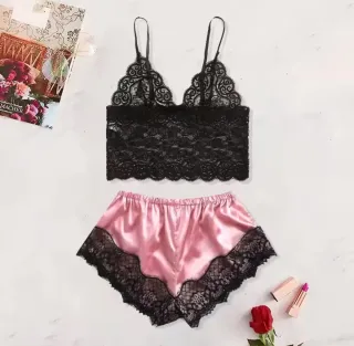 Conjunto Pijama Encaje Negro y Rosa