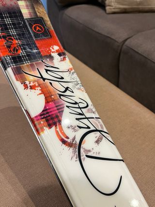 Esquís y fijaciones Dynastar