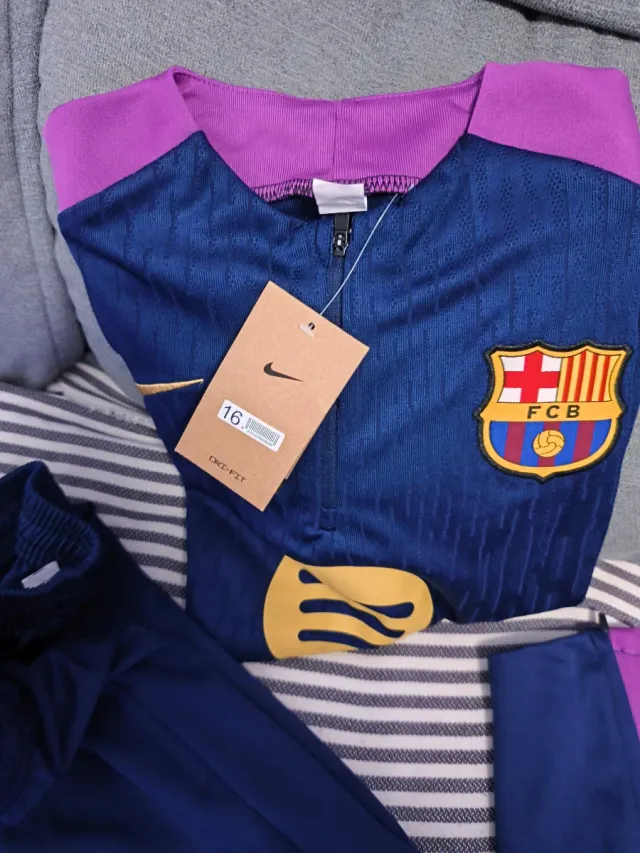 Chándal FC Barcelona 25/26 Talla 16