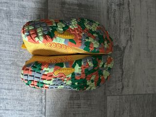 Zapatillas Barefoot Multicolores y Amarillas