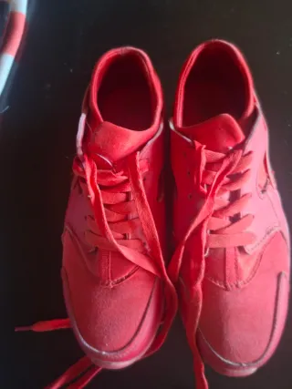 Zapatillas deportivas rojas talla 38