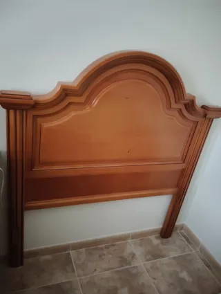 Dormitorio de madera provenzal,
