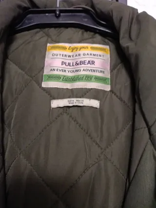 Cazadora Pull&Bear unisex verde