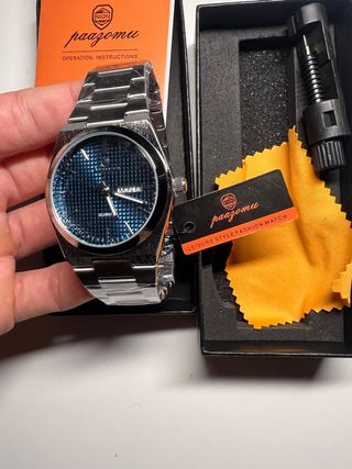 Reloj elegante Paazomu azul y plateado