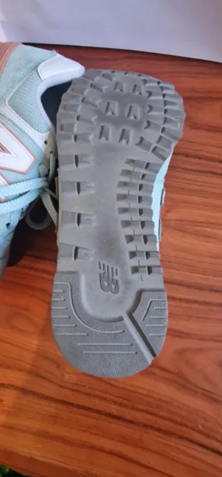 Zapatillas New Balance Teal y Rosa