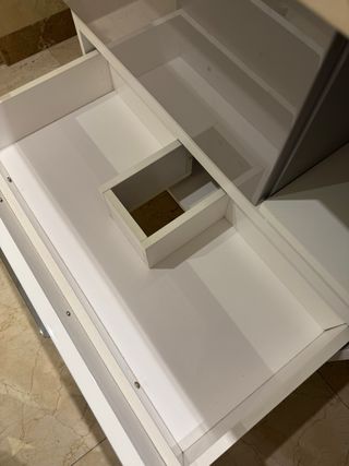 Armarios bajos lavabo gris y blanco