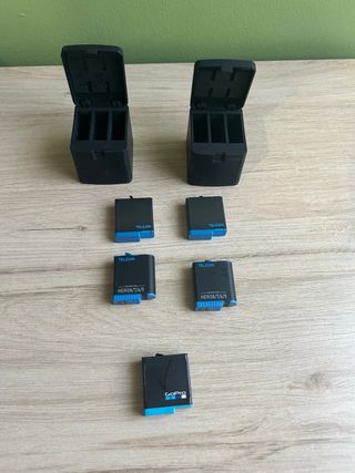 5 Baterías GoPro Hero 8 + 2 Cargadores