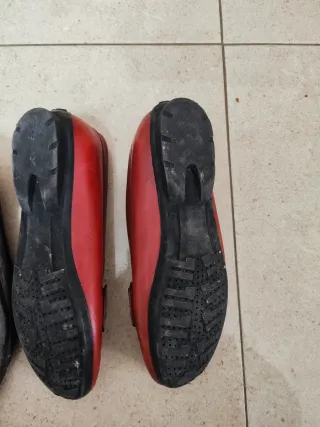 Geox Mocasines Negros y Rojos Mujer