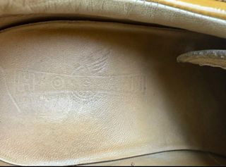 Zapatos HOGAN vintage, de charol, color mostaza