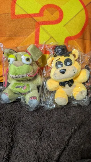 Peluche Springtrap y Golden Freddy
