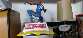 Figura Spiderman Daily Bugle