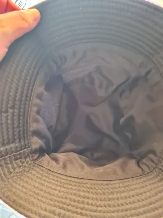 Gorro bucket bandana morado reversible