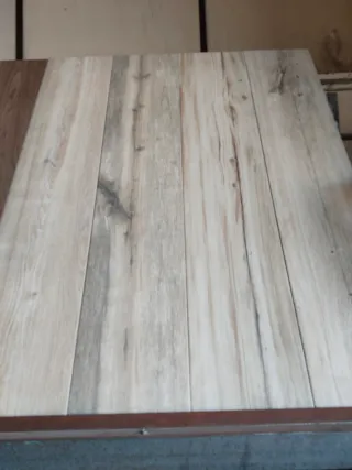 Porcelánico efecto madera roble