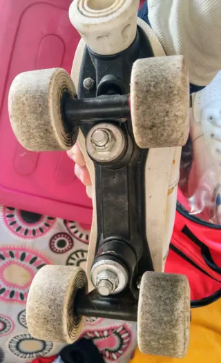 Patines bota n° 35 de 4 ruedas, vintage