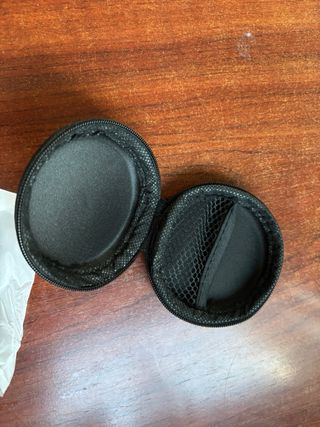 Auriculares Bluetooth Negros