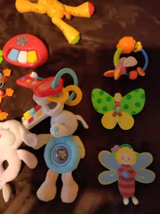 Lote juguetes bebé varios