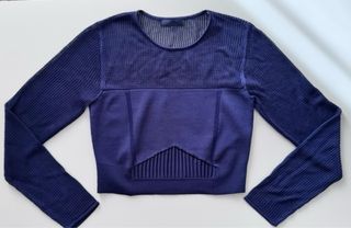 Suéter corto GUESS manga larga