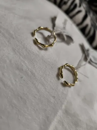 Anillos Dorados Ajustables Estilo Bambú