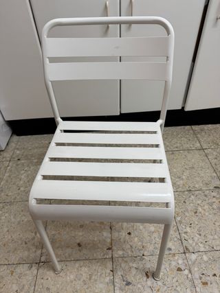 Sedie da cucina bianche in metallo