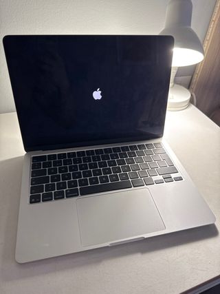 MacBook Air 2025 Gris Espacial