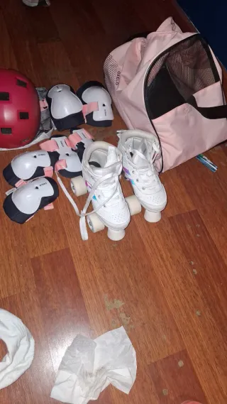 Casco y protecciones patines infantiles