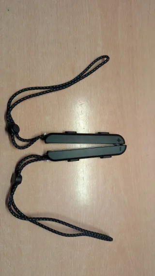 Nintendo Switch OLED rojo y azul