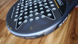 Pala NOX ML10 Pro Cup NUEVA con regalos.