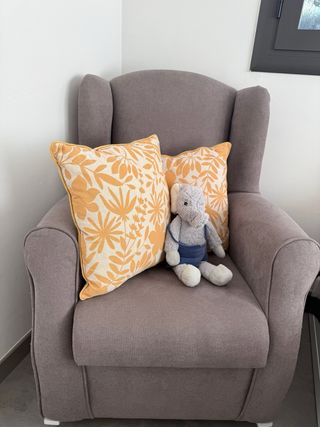 Butaca - mecedora gris