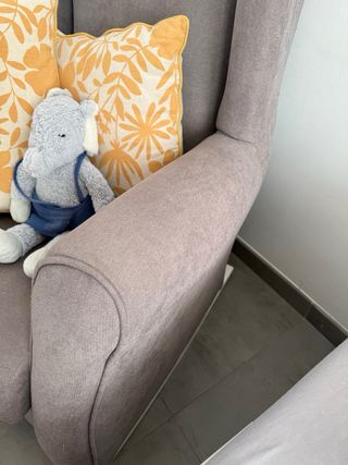 Butaca - mecedora gris