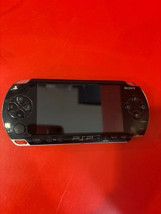 Consola Sony PSP 1004 Negra + Cargador