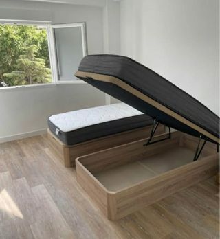 Canape canapé canapé