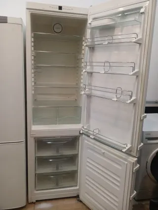 Nevera Liebherr con garantía y transporte