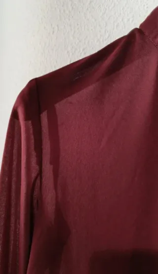 Blusa Talla 44-42 Roja cereza Botones Dorados