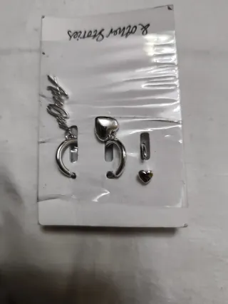 Pendientes Corazón y Letras & Other Stories