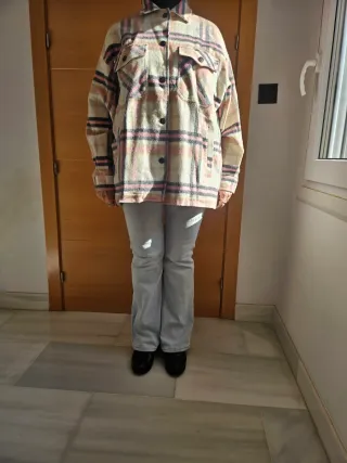 Sobrecamisa Zara cuadros beige y rosa