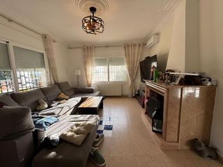 Chalet en alquiler en Montmar en Castelldefels