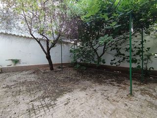 Casa adosada en venta en Tomelloso