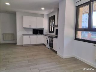 Piso en alquiler en Huerta del Rey en Valladolid