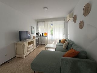 Piso en alquiler en Cruz Roja en Sevilla