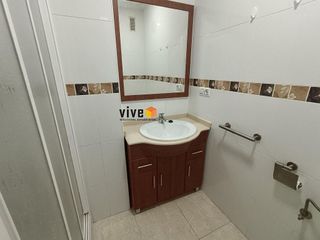 Piso en alquiler en Cruz Roja en Sevilla