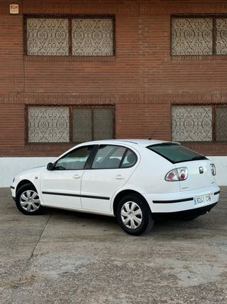 SEAT Leon 2004